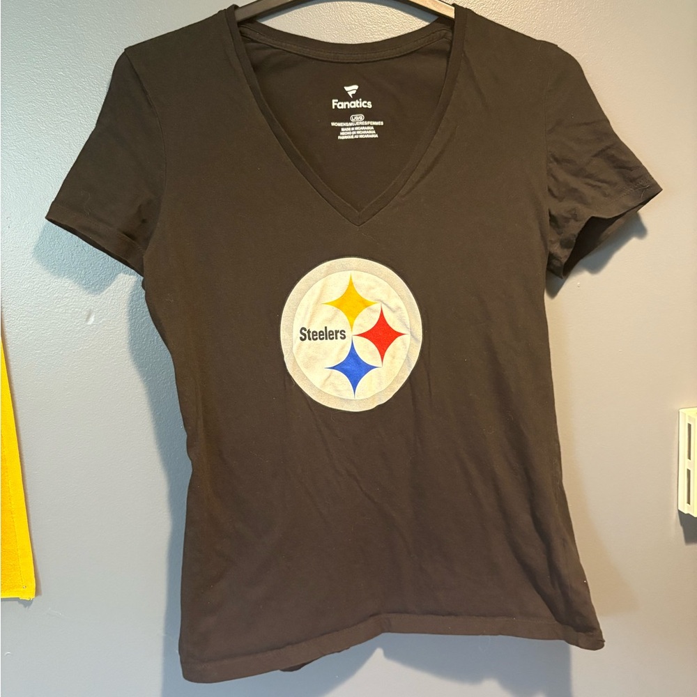💥Buy 2 Get 1 Free💥 Fanatics Black Steelers V-Neck Tee